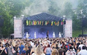 Averagekidluke esiintyy HÄX-livessä